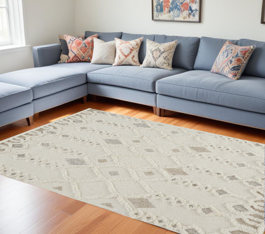 4' X 6' Ivory Tan And Silver Wool Geometric Tufted Handmade Stain