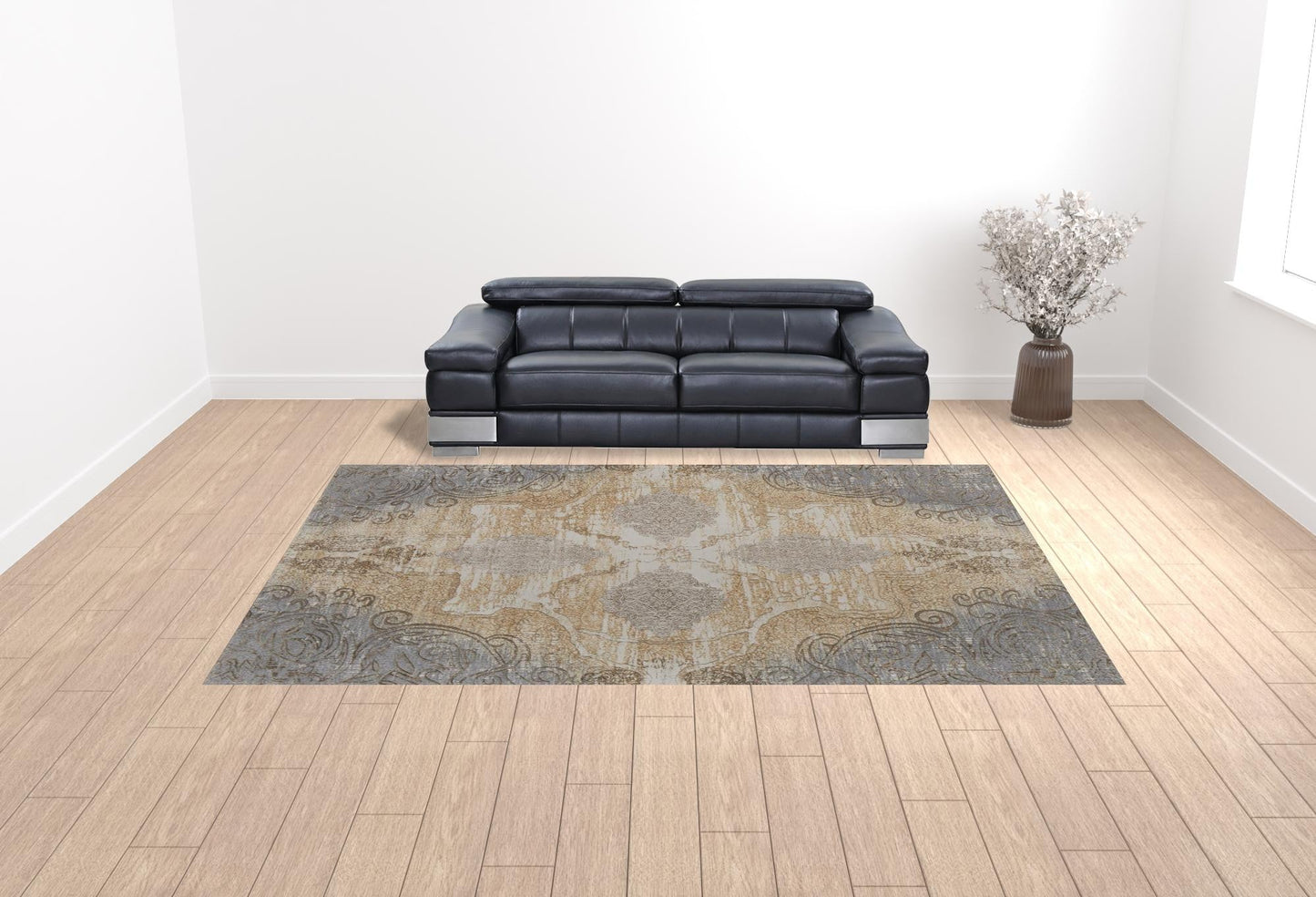 4' X 6' Tan And Gray Medallion Area Rug