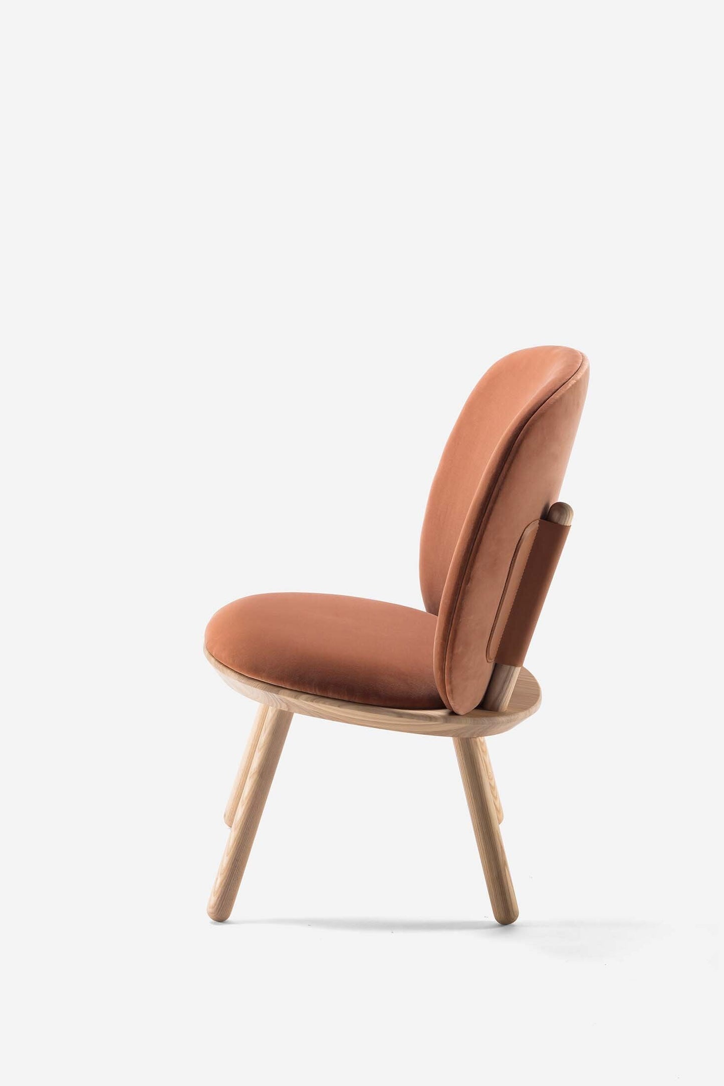Naïve Low Chair Black Solid Ash