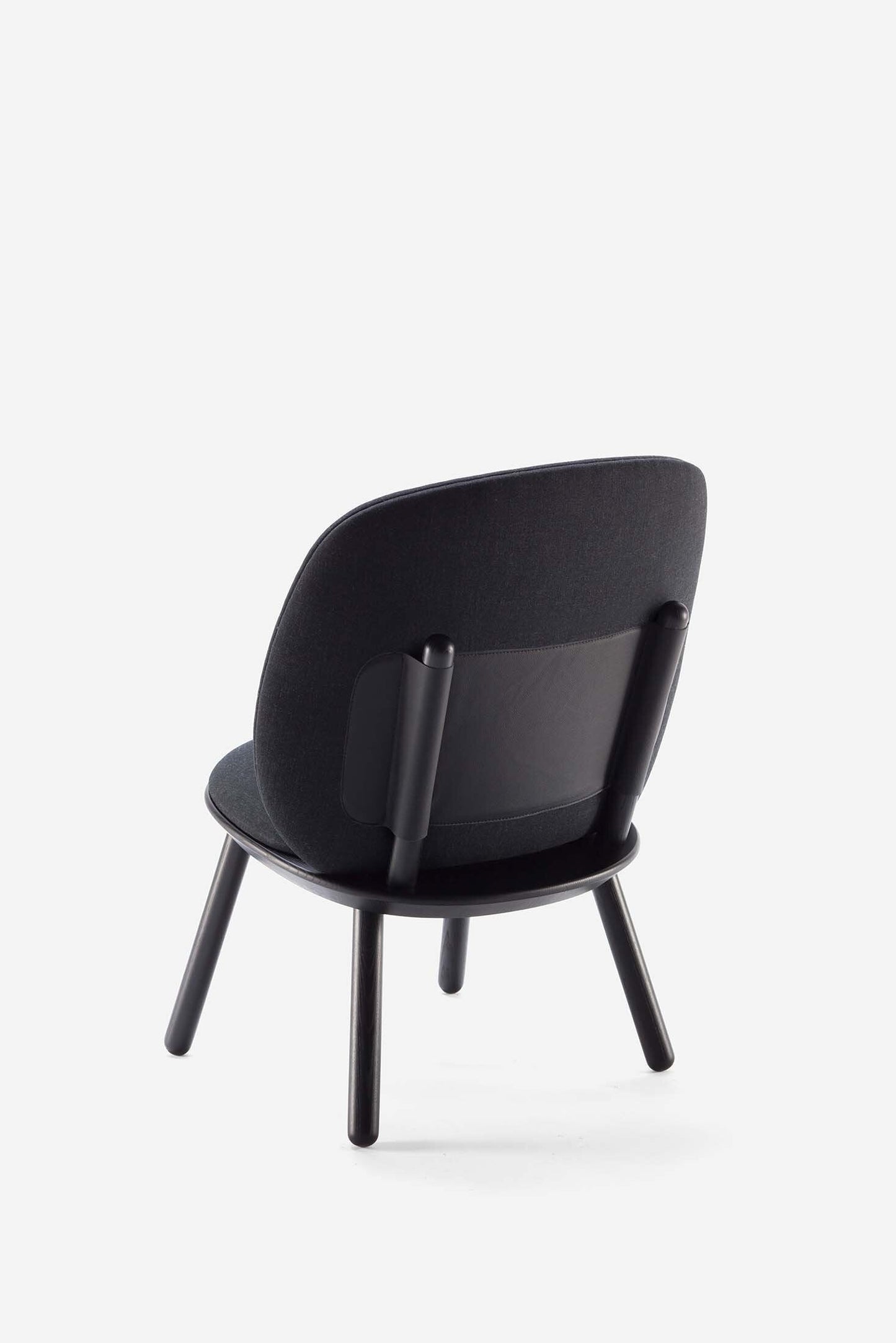 Naïve Low Chair Black Solid Ash