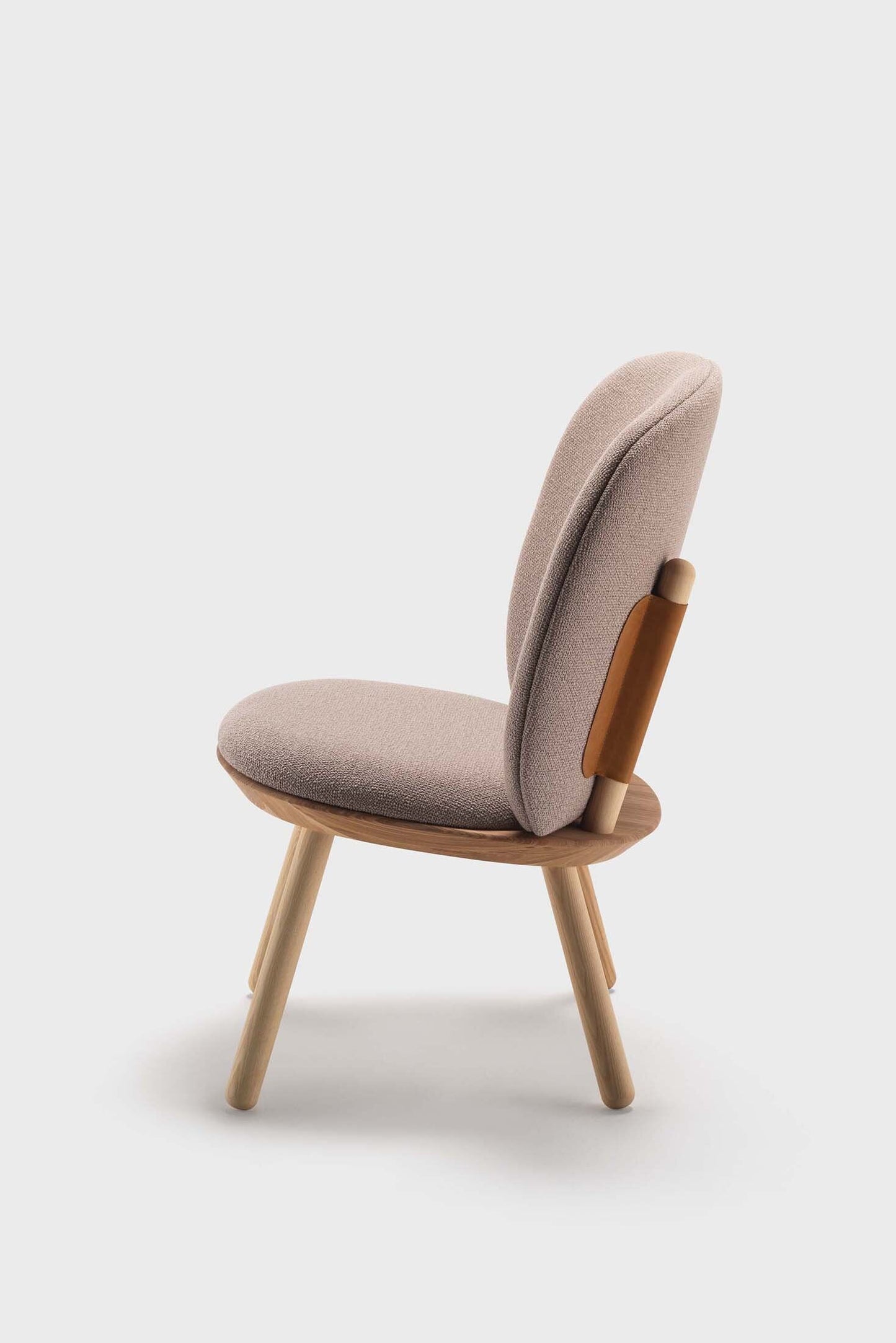Naïve Low Chair Black Solid Ash