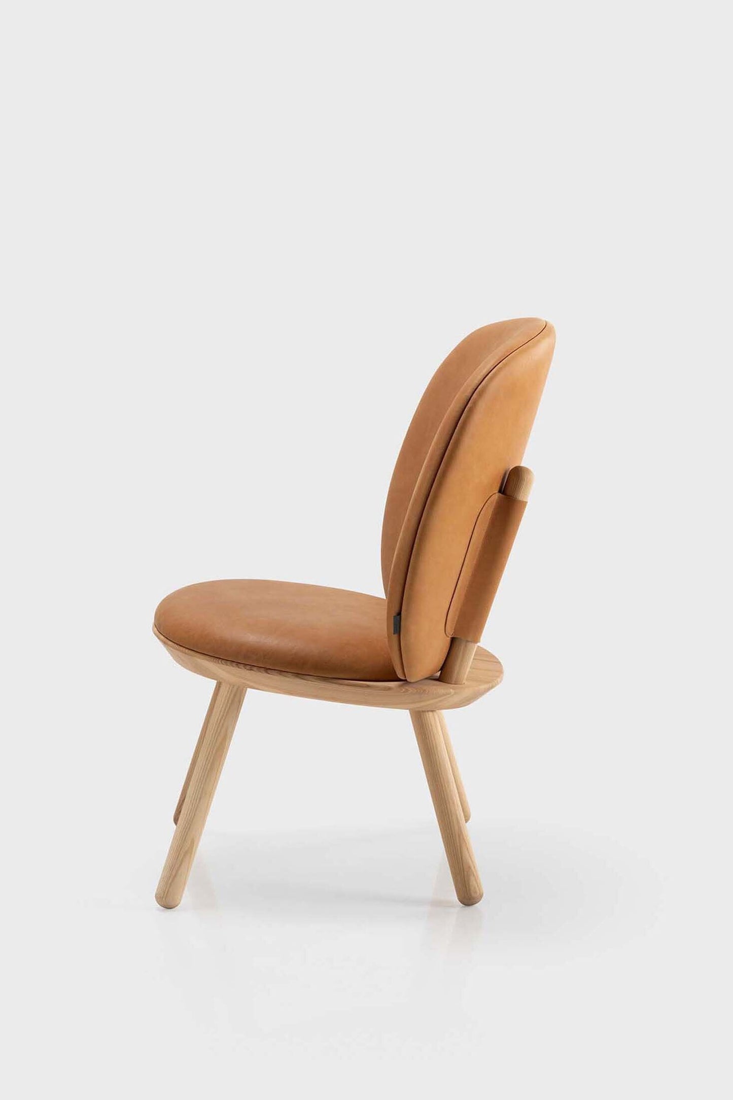 Naïve Low Chair Black Solid Ash