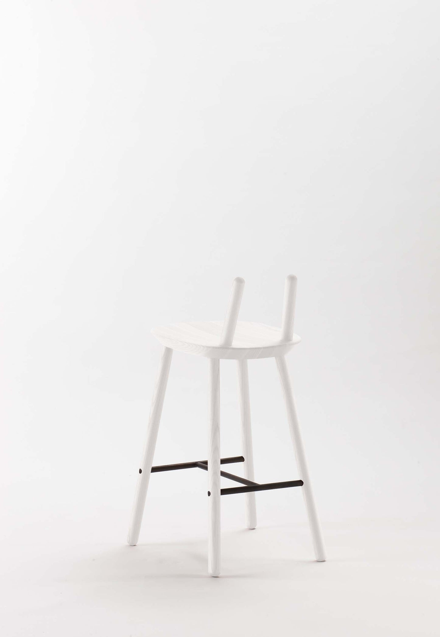 Naïve Semi Bar Stool